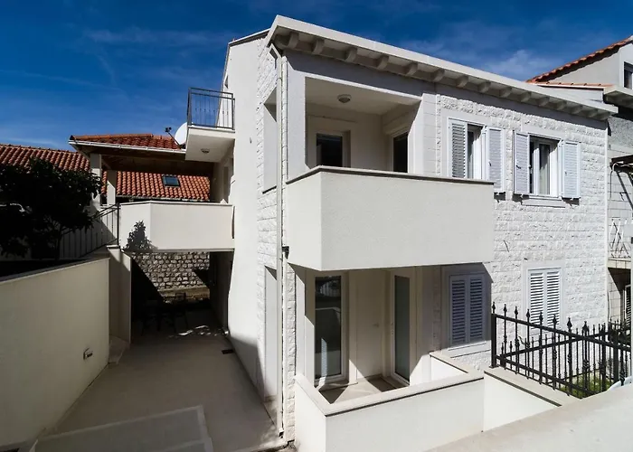 Apartments Ivan